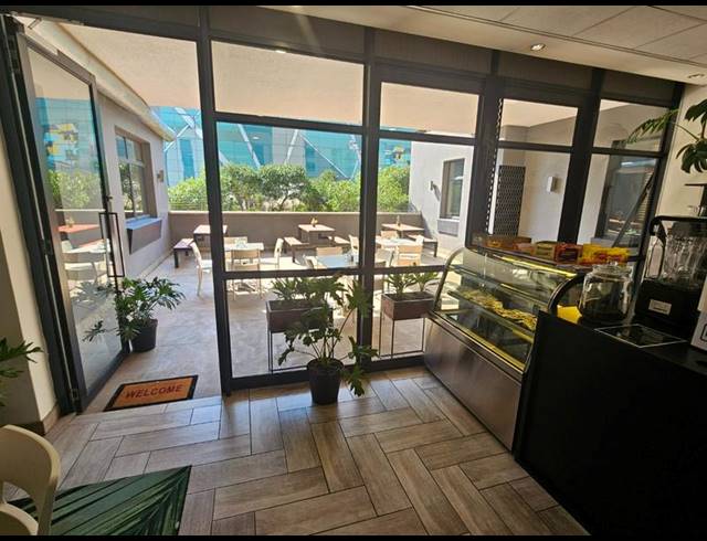 BUSINESS PROPERTY TO RENT IN MENLYN